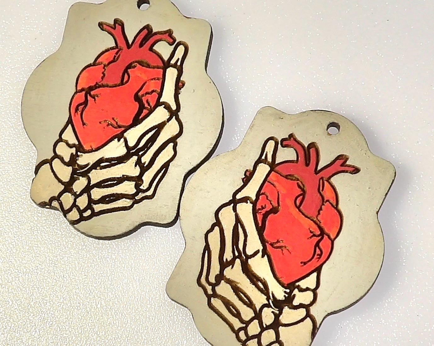 Anatomical Heart earrings, Skull earrings, gothic jewelry
