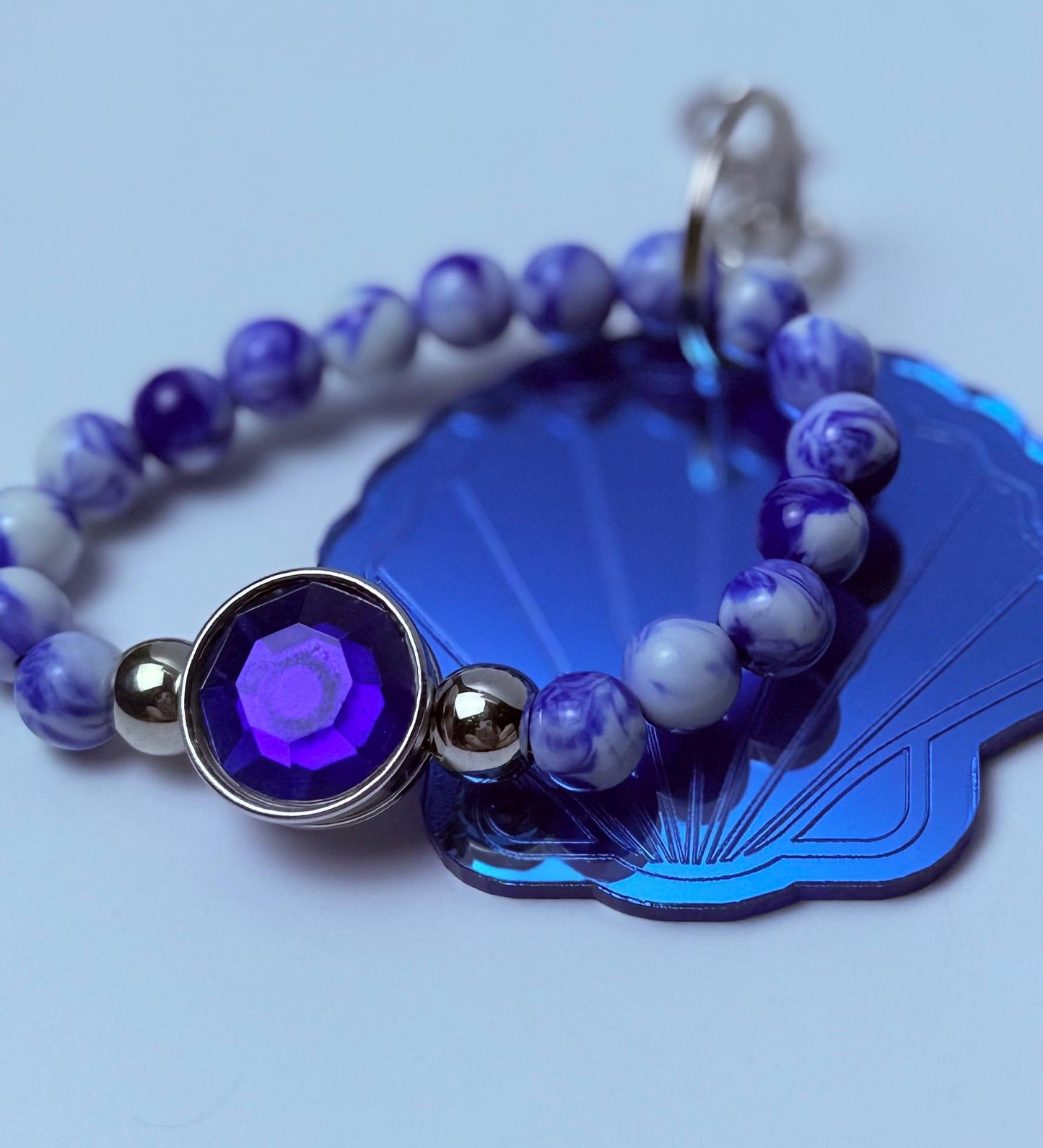 Blue Seashell Bag Charm Keychain: Acrylic Ocean-Inspired Purse Accessory