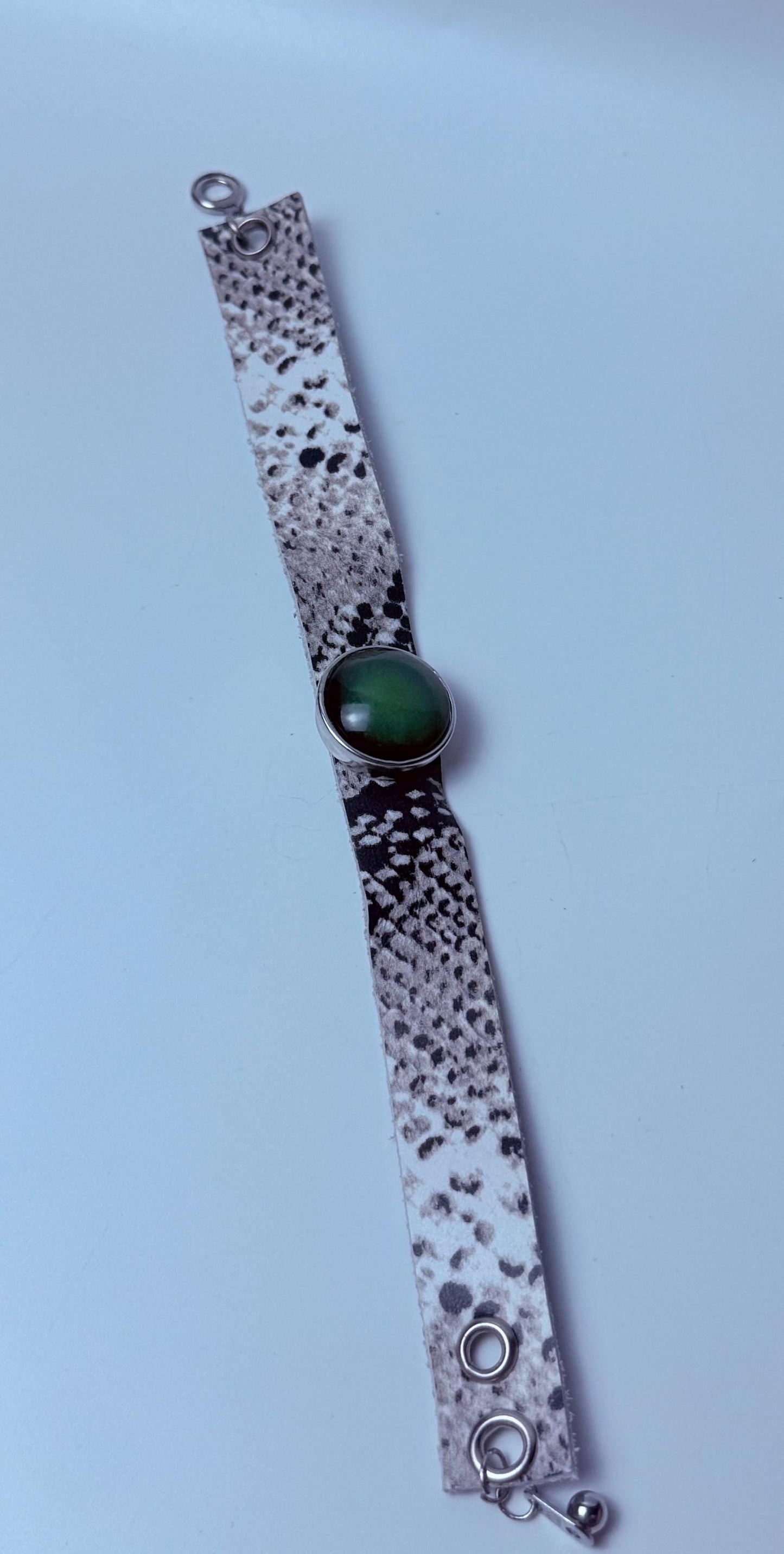 Snakeskin Leather Mood Stone Cuff: Boho Rocker Color-Changing Bracelet