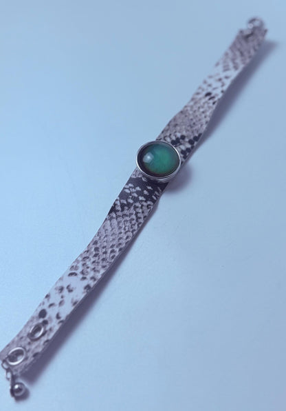 Snakeskin Leather Mood Stone Cuff: Boho Rocker Color-Changing Bracelet