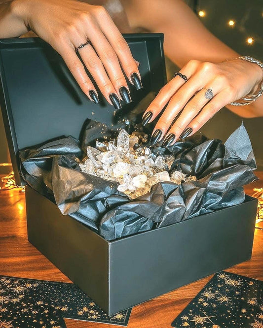 Deluxe Crystal  Box  23 Premium Crystals + Gold Tarot Cards | Witchy Gift Box | Healing Stone  Set | Free Shipping