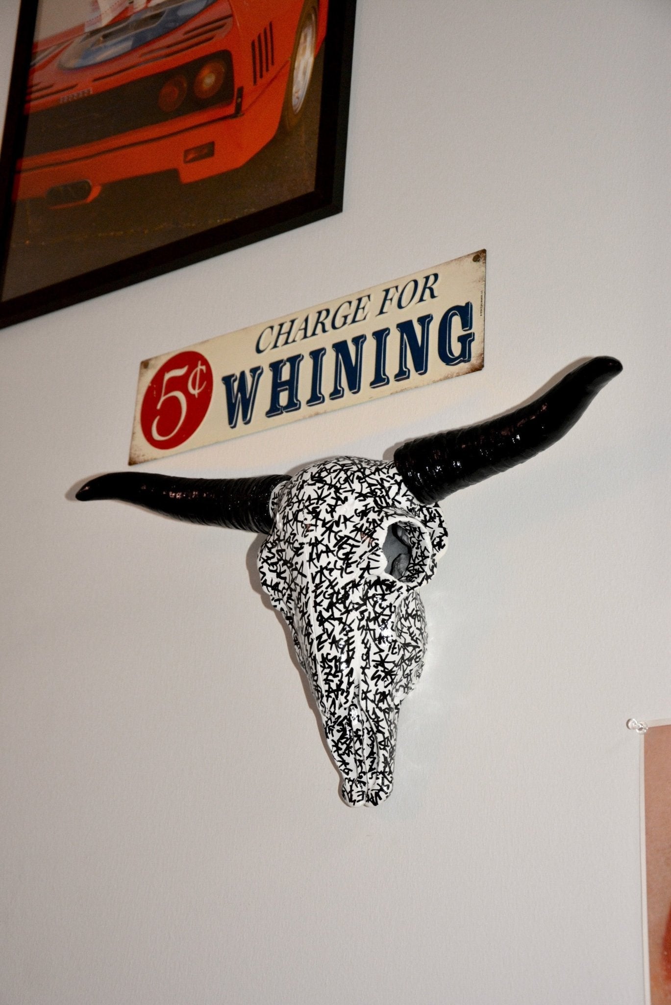 SAVAGE GRAFFITI BULL SKULL